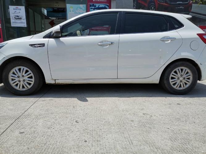 东风悦达起亚 起亚k2两厢1.4-at-gls版(国Ⅳ)