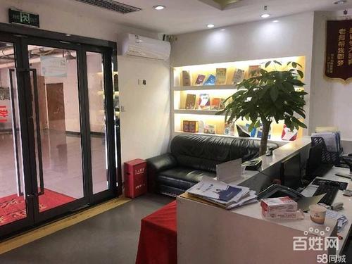 井湾子家具城金领家族临街门面出租