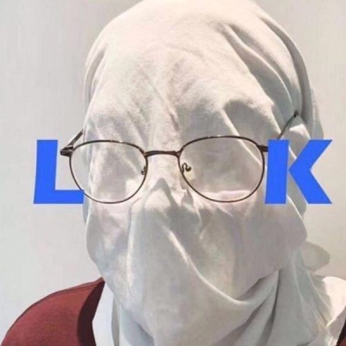 沙雕头像/就算老师讲的是个毛线 学霸也能将它织成毛衣