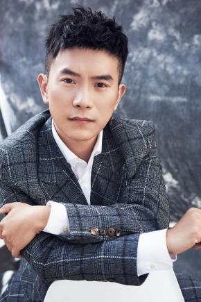 随着节目播出由于相声演员陈印泉和侯振鹏充分发挥个人特长进行相声