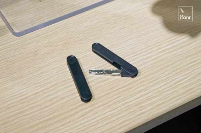 不仅我个人,绝大多数用户都是把它当做一个指纹锁和密码锁在用,这不是