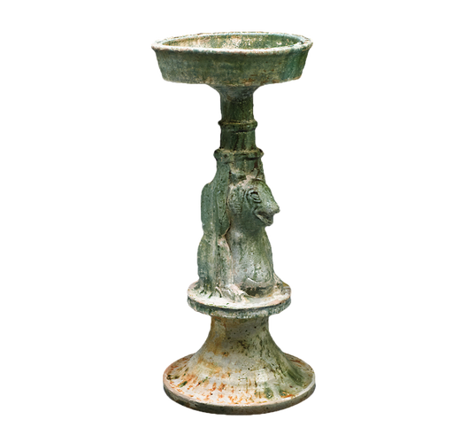  p>此展品为汉代文物.高37厘米.现收藏于郑州市华夏文化艺术博物馆.