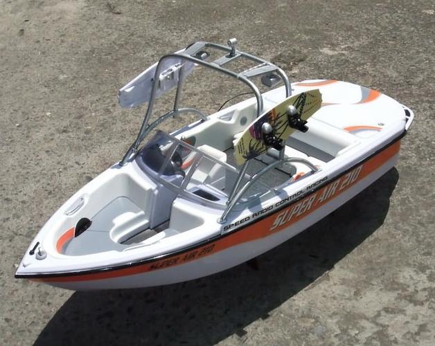 6通道40公分豪华遥控汽艇(精装盒装)