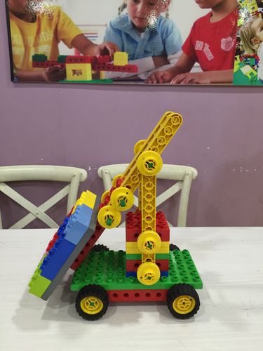 其它 投石车-李艾芯 写美篇 启迪乐高学员:李艾芯 课程阶段:机械师