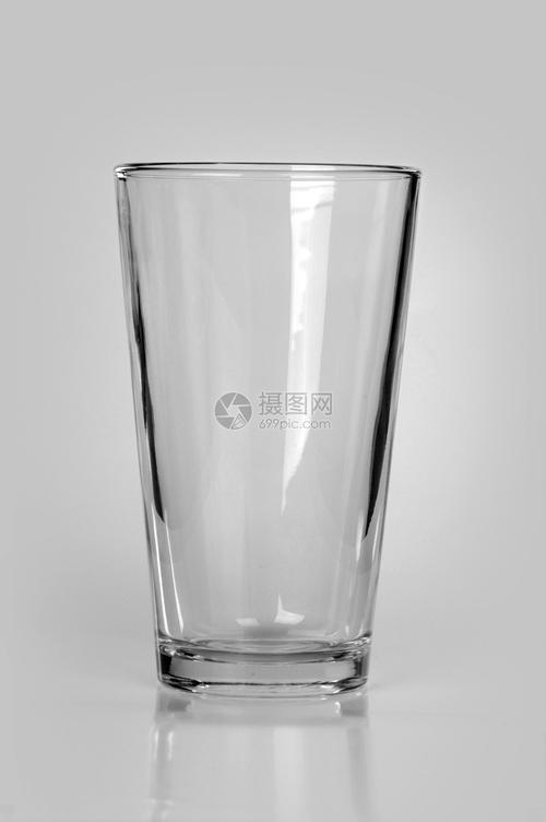 透明玻璃杯