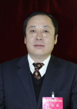 玉树县委书记吴德军