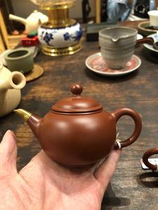 老安顺章小英 潮州朱泥手拉壶 水平壶 150cc 纯手工 包铜紫砂壶
