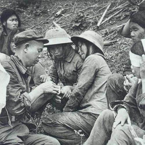 越女兵被美军残忍俘虏,竟如此歹毒逼供手段,看后让人汗毛竖起来了