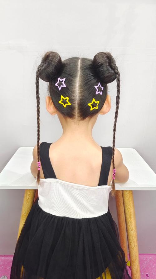 儿童编发俏皮可爱双丸子头