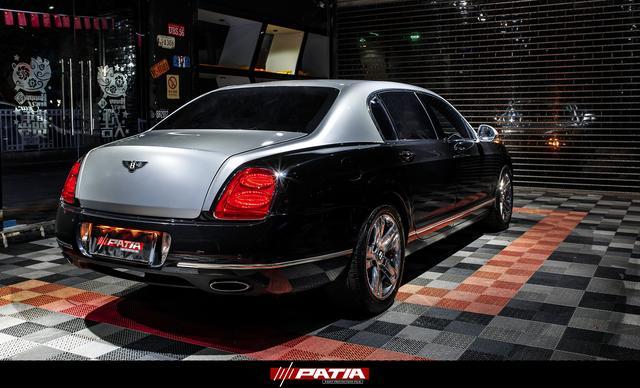 别具一格,宾利飞驰黑银双拼改色