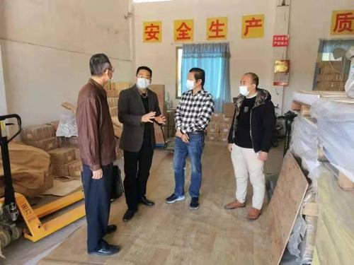 近日,广宁县启动"扫黄打非"专项整治行动,以实际行动贯彻落实2021年