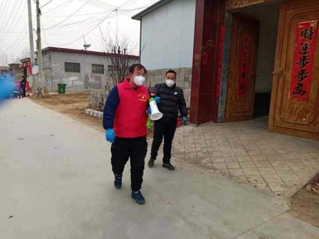 泗水县中册镇村村有个流动"小喇叭"