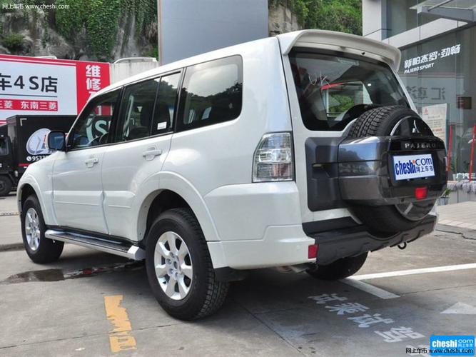 帕杰罗外观整体