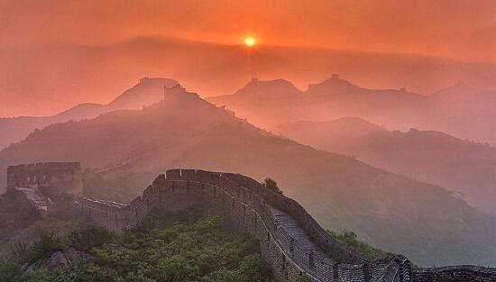 八达岭长城灵异事件游客迷路后孤魂野鬼竟为其指路