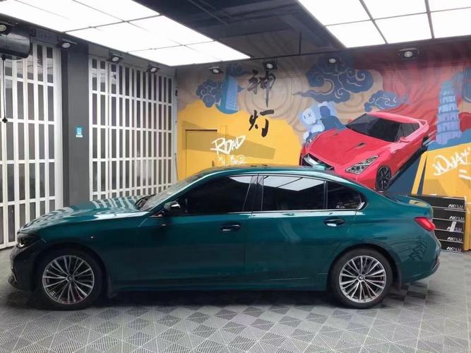 宝马3系改色地狱绿色 魔性十足