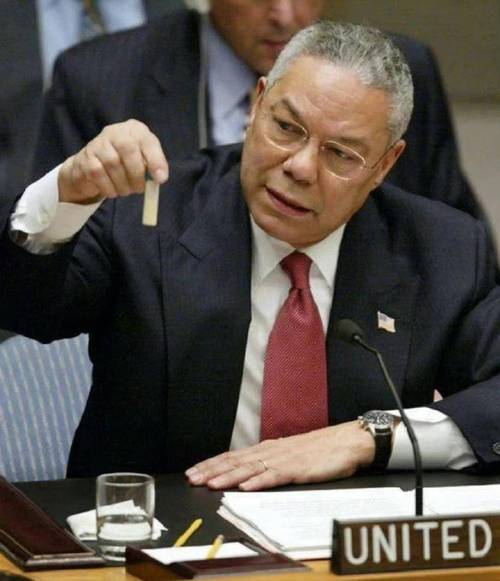 美国前国务卿鲍威尔因新冠肺炎去世,曾是海湾战争的指挥者