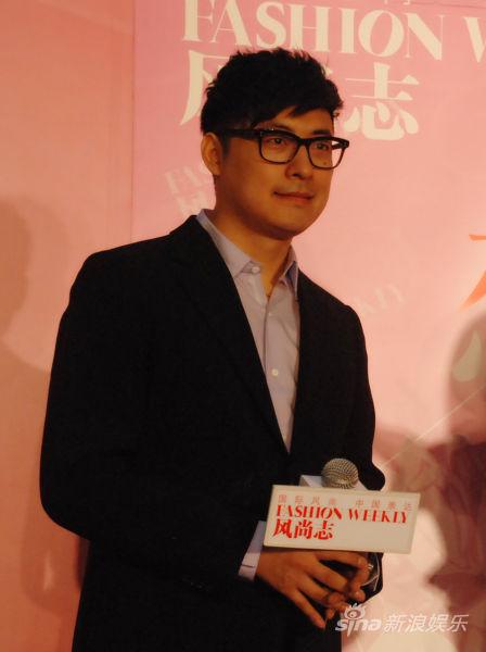 李湘王岳伦夫妇助力艺术展获绝佳情侣(组图)