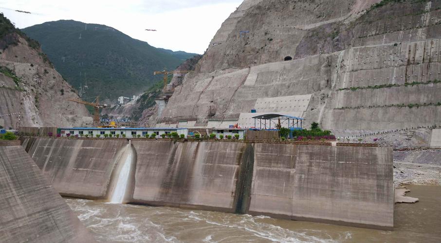 大丫口水电站大坝接缝灌浆工程
