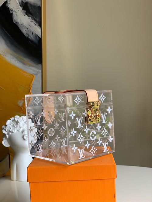 奢侈品【lv】透明盒子,首饰化妆盒,化妆箱,亚克力