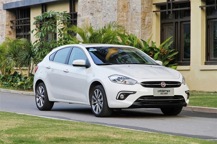 致悦外观 2014款菲亚特致悦1.4t自动豪华版 白色