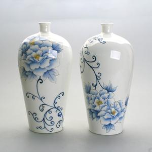 包邮 高档骨瓷手绘花瓶 梅瓶 牡丹 釉上彩 观赏花瓶 一对花瓶