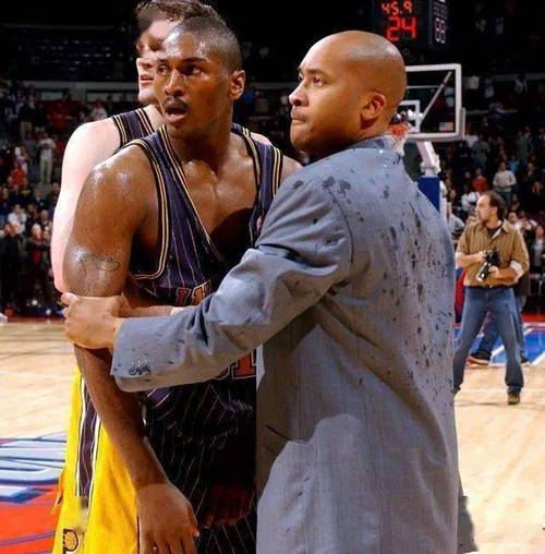 巅峰时期的阿泰斯特是什么水平的球员?