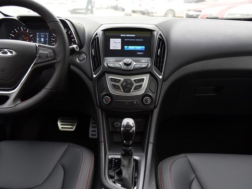 奇瑞汽车 艾瑞泽5 2018款 1.5l cvt致敬青春版