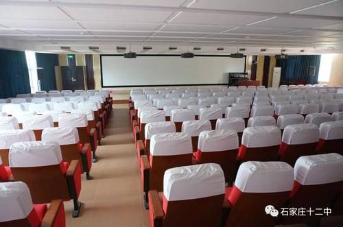 com 大报告厅——"德正厅" 学生宿舍 新华区石家庄市公办十二中高中部