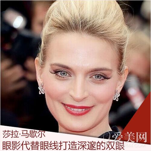 女星示范眼尾就是要任性上扬_网易女人