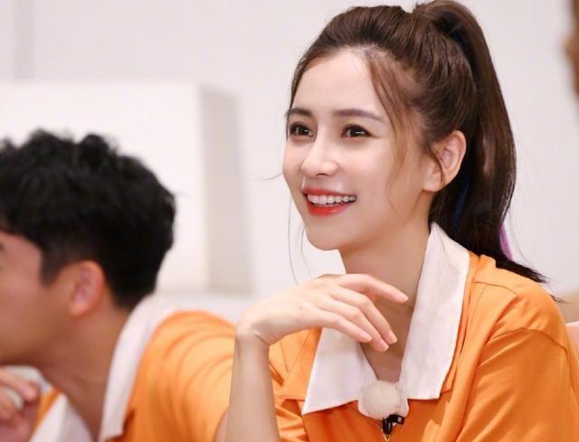 《跑男》还没播完,baby转头就官宣另一新综,合作蔡徐坤好兄弟