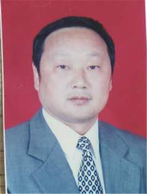籍贯:河南许昌 师承:陈伯祥 传人:约14位直系传人   简介:张子宇,河南