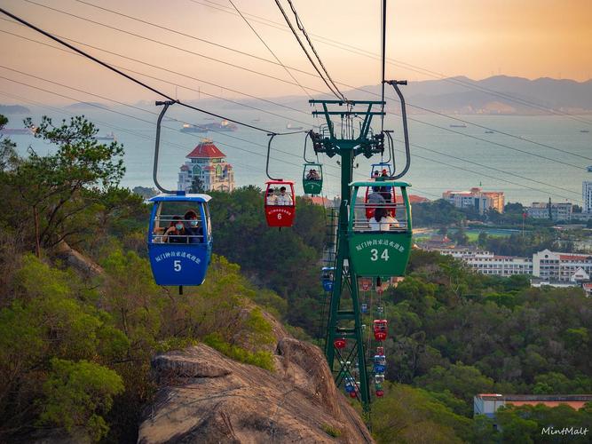 在厦门钟鼓索道独自看一场美丽日落