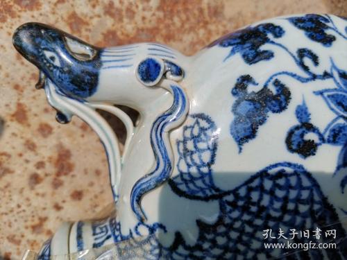 元青花凤首扁壶