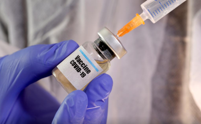 外媒:牛津大学新冠疫苗将获批 明年1月开始在英国接种