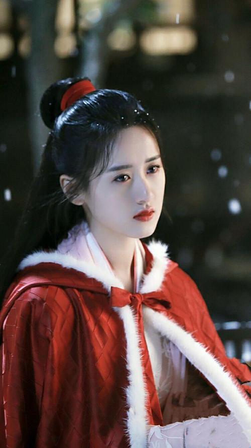 女主感情爆发戏有点拉胯,可能因为袁冰妍缺乏相关体验