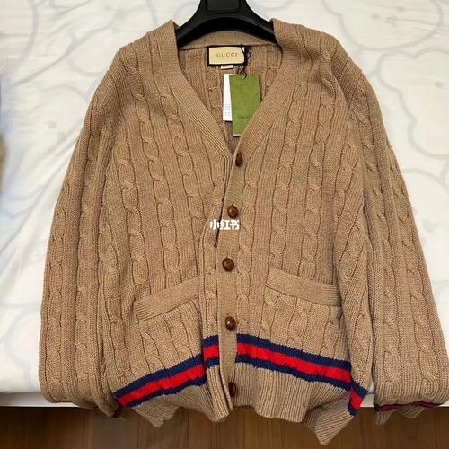gucci毛衣开衫_毛衣开衫_古驰怎么样_时尚_穿搭_上衣