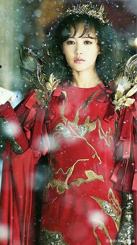 《半妖倾城》李一桐美图欣赏,颜值巅峰啊,不愧是万妖