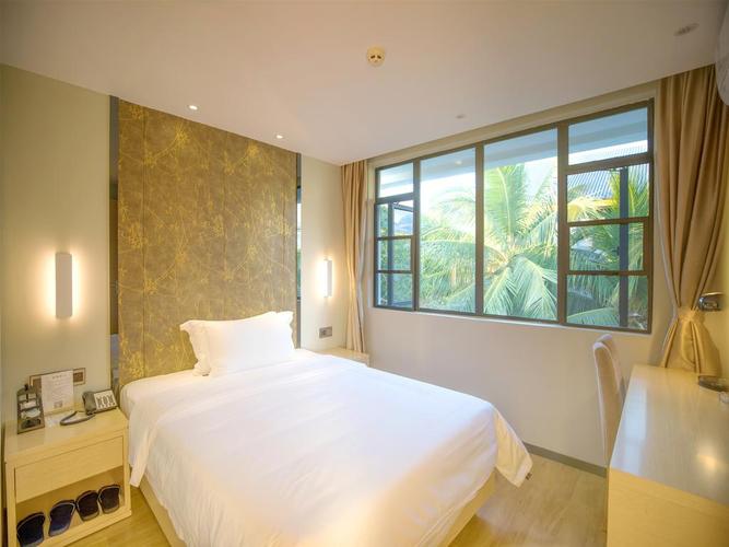 三亚碧海金沙椰林别墅酒店