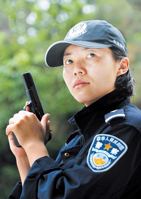 潘琴的人物概述