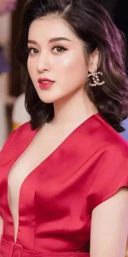 越南美女模特阮宣眉