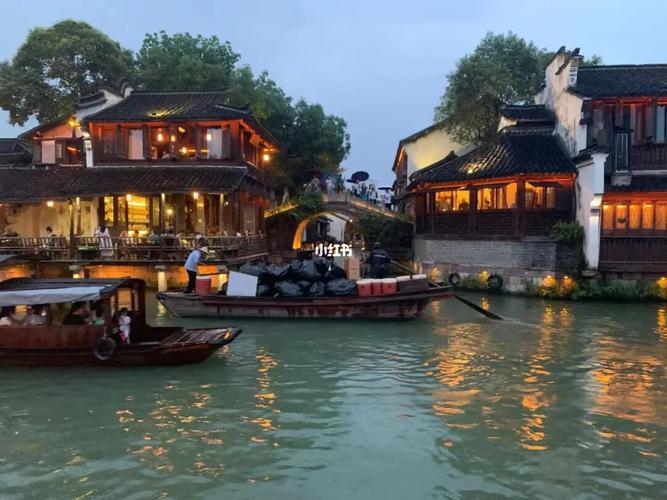 乌镇_乌镇旅行_景点_乌镇_乌镇攻略_旅行_酱鸭腿_臭豆腐_出行_人文