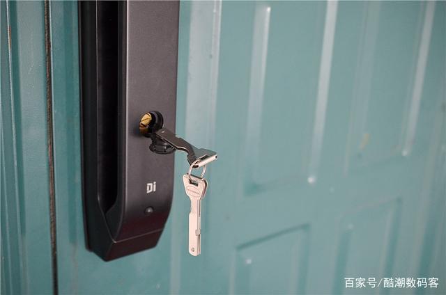 安全可靠一物两用?德施曼小嘀q3m智能锁给你答案
