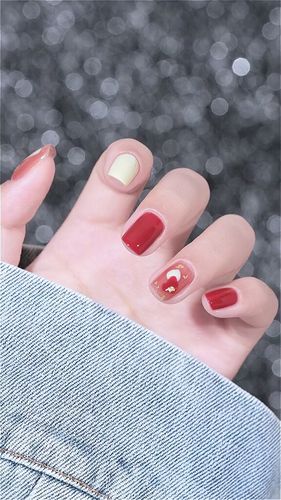 美甲黄黑皮小短甲秋冬显白美甲配色像不像番茄炒蛋美甲教程