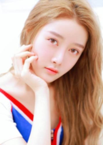 粉嫩水灵灵大眼睛美女清新写真