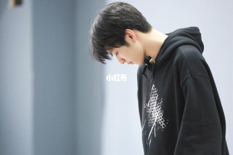 刘耀文的那些绝美照片_刘耀文_刘耀文_娱乐_明星娱乐