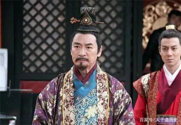 亲缘关系的加持下,李渊不仅继承了父亲的爵位成为唐国公,还得到了杨坚