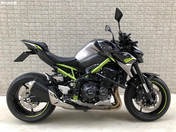 大贸:20年8月户川崎z900 ,tft彩屏,带动力模式,4100公里准新车