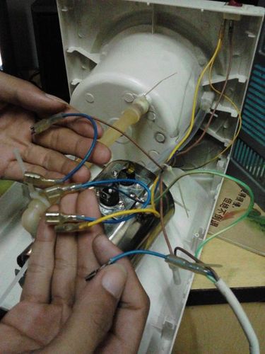 家用饮水机内部接线问题