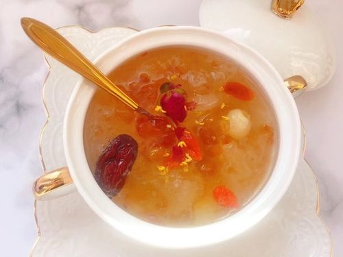 大田田33做的桃胶皂角米雪燕羹