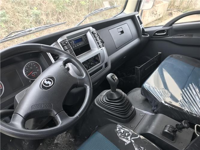 陕汽轩德x9单桥长兴3.5吨3节臂随车吊